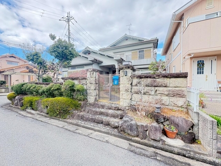 ���n �a��s�������S����